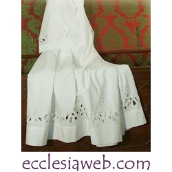 BLOUSE IN TERITAL COTTON EMBROIDERY MACHINE AND HAND CARVING